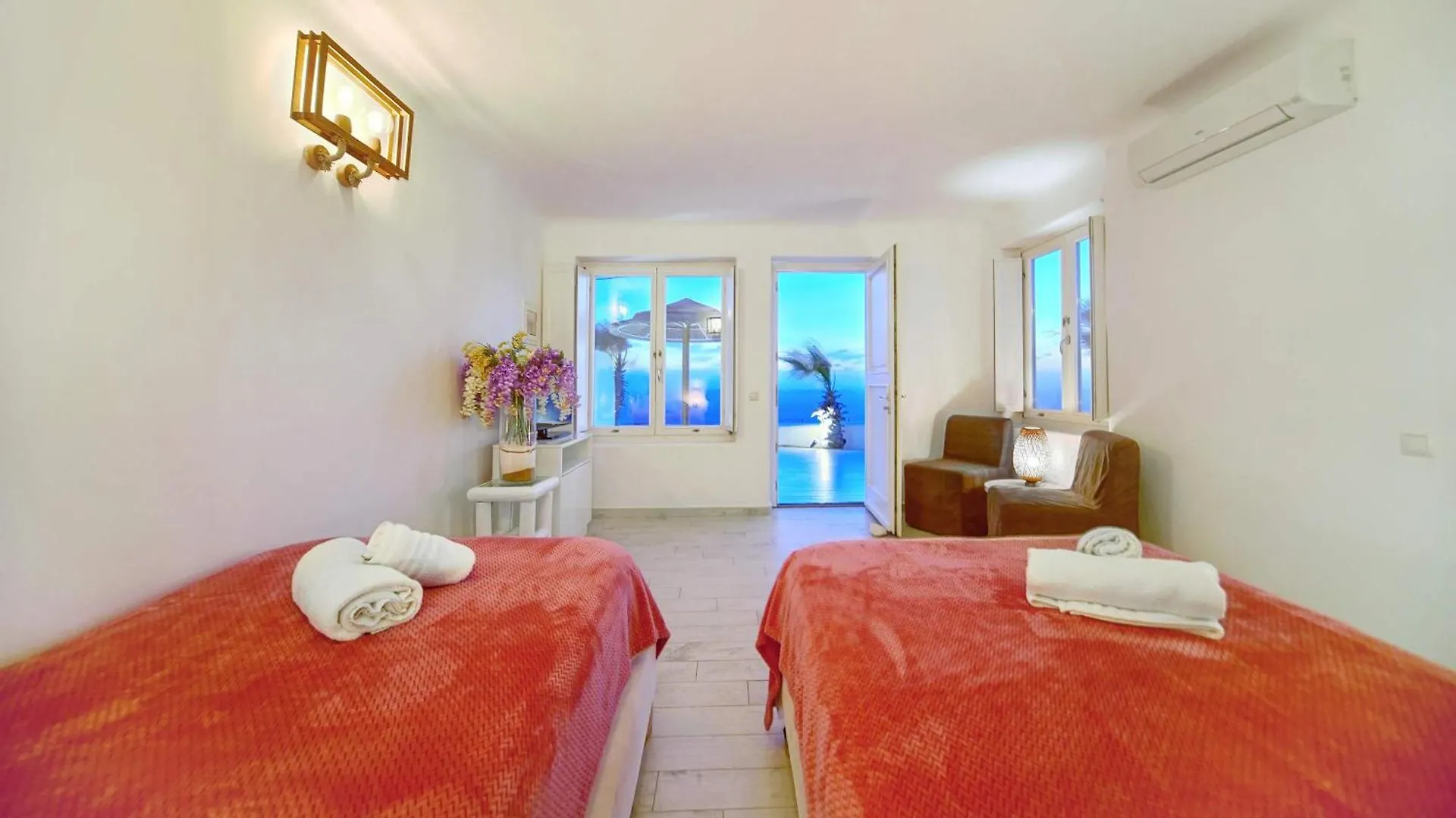M11 - Mykos Villa - Luxury Oasis In Kastro Mykonos Town