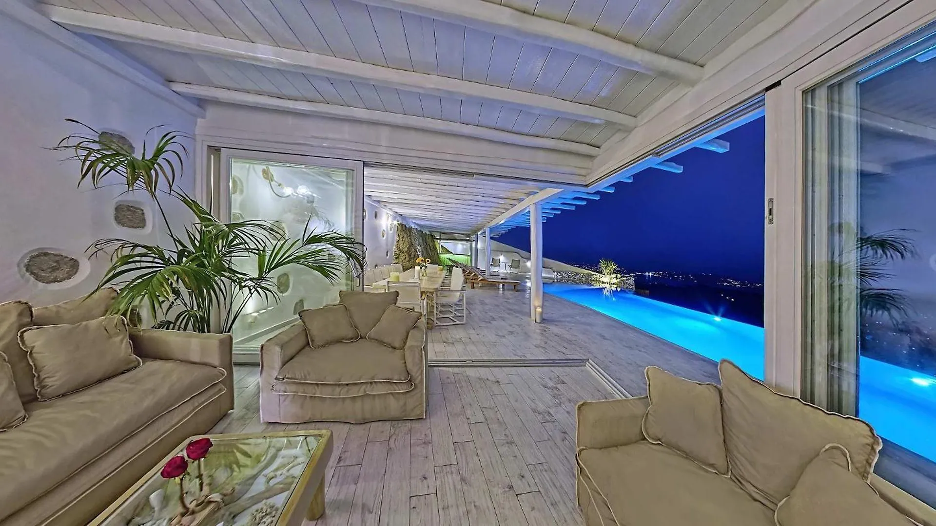 M11 - Mykos Villa - Luxury Oasis In Kastro Mykonos Town Griechenland