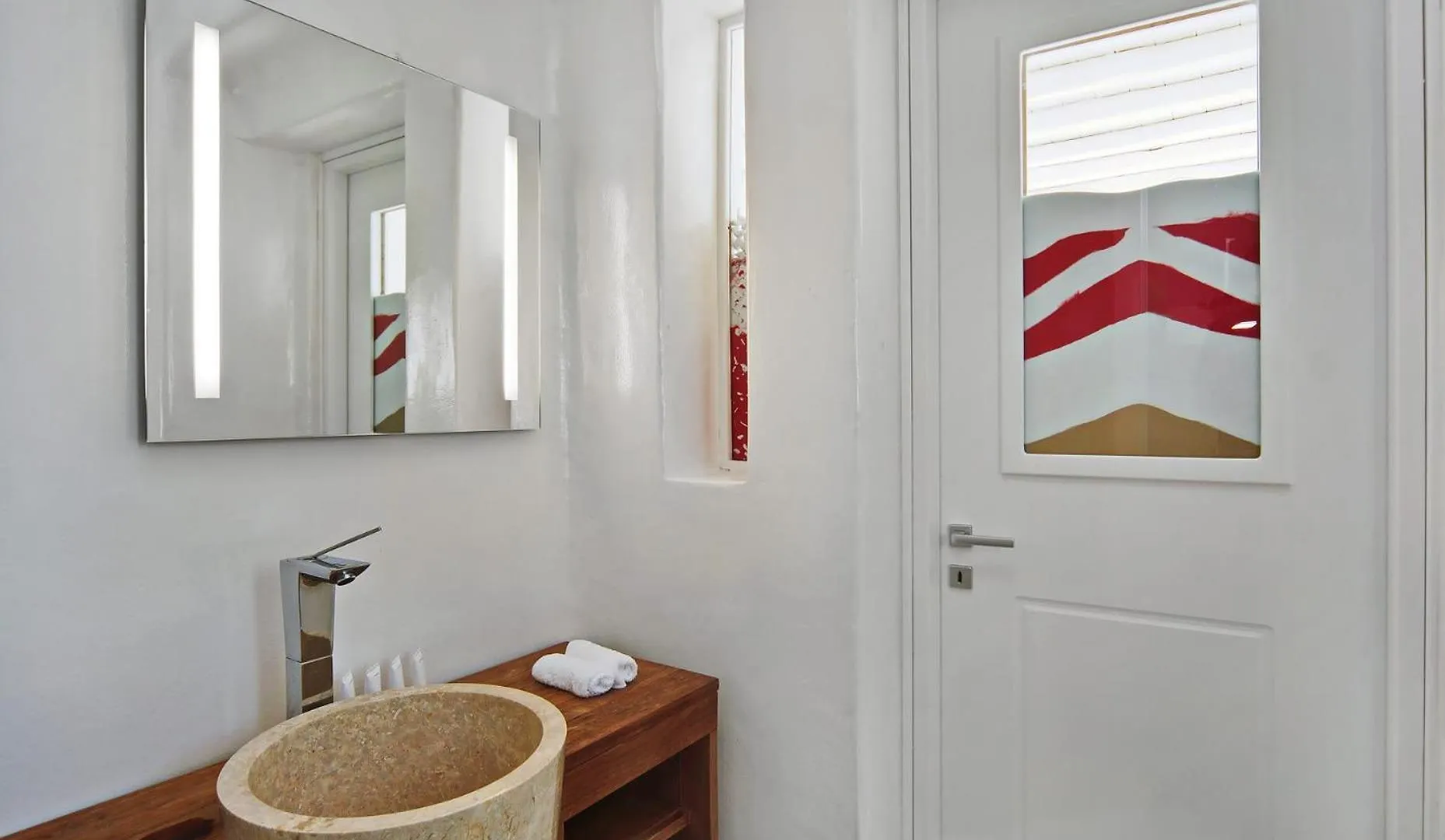 M11 - Mykos Villa - Luxury Oasis In Kastro Mykonos Town