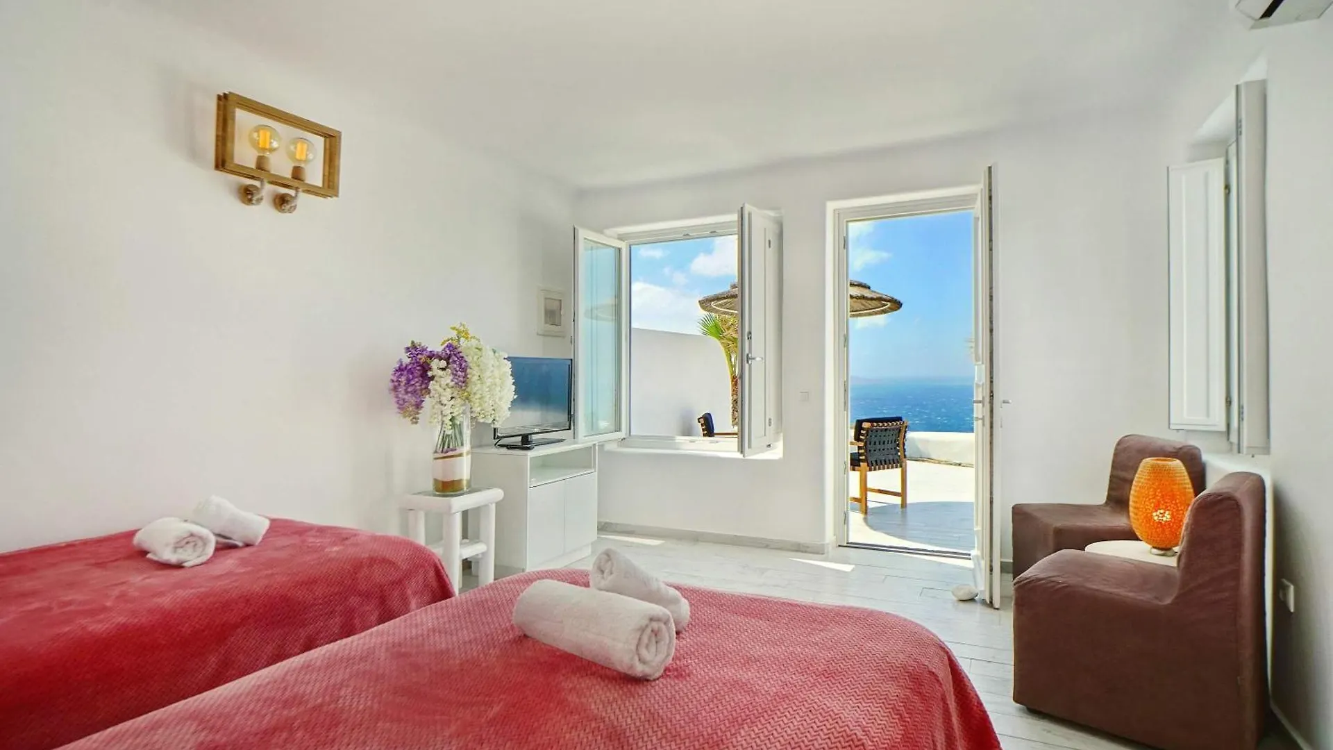 M11 - Mykos Villa - Luxury Oasis In Kastro Mykonos Town
