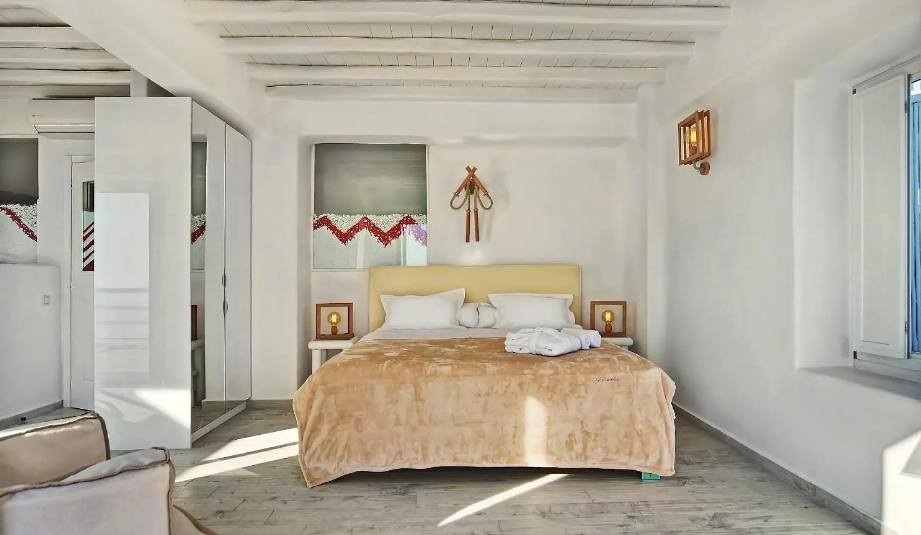 M11 - Mykos Villa - Luxury Oasis In Kastro Mykonos Town 0*,